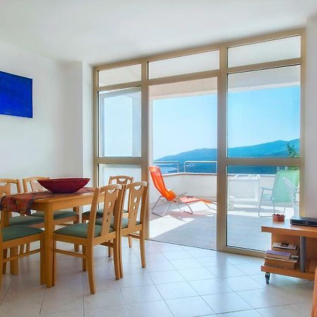 Lily Apartment Rabac Exterior foto